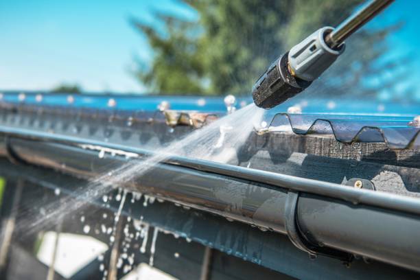 Best Roof Pressure Washing  in Dyersburg, TN